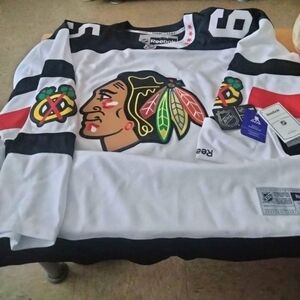 NHL long sleeve hockey jersey. Shaw 65